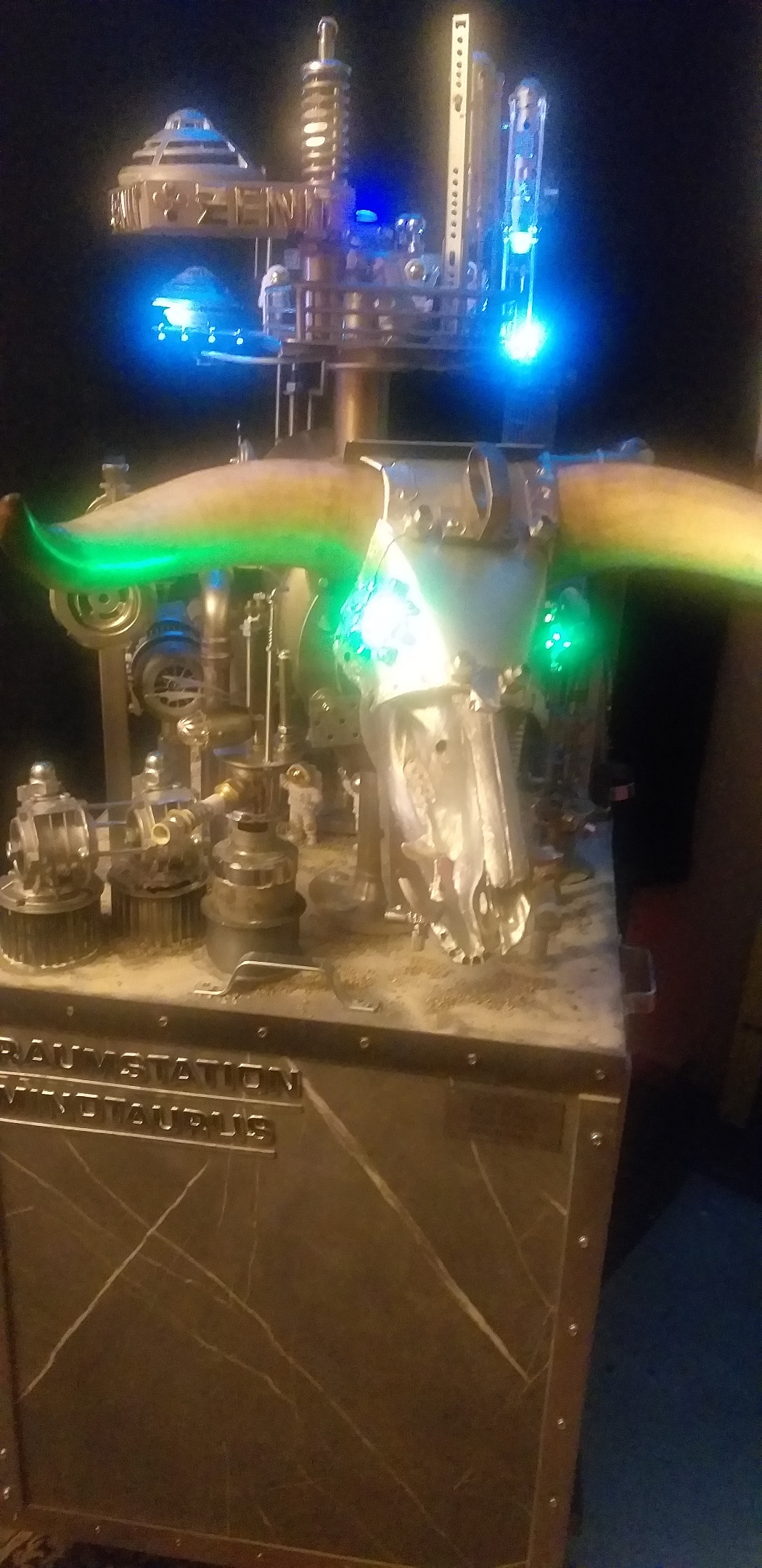 Minotaurus beleuchtet